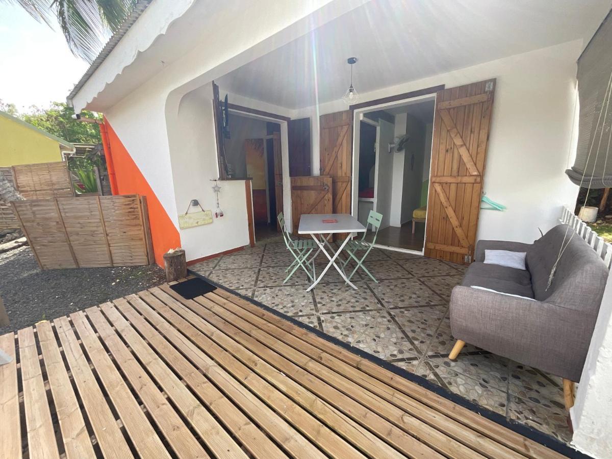 Вілла Bungalows Les Vagues Abondes Сент-Анн Екстер'єр фото